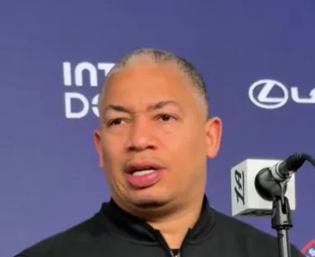 卢：下场打开拓者是我们赛季最重要一战，球员们准备好了